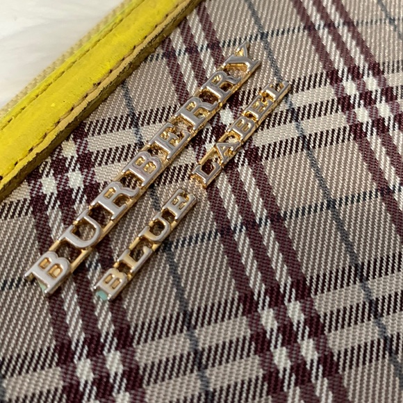 Burberry Long Wallet - Picture 9 of 11